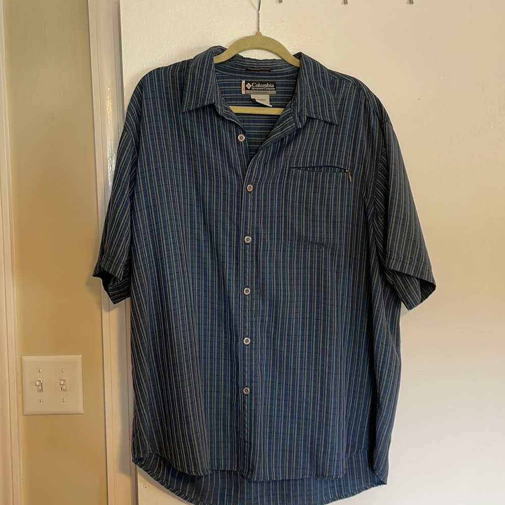 Columbia Sportswear Short Sleeve Button Up XXL
